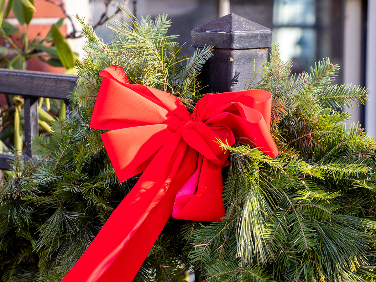 Christmas Bow at Camden National Bank